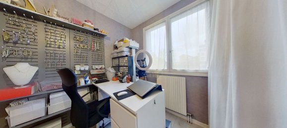 5 rooms Apartment in Lyon, France No. 338022 8