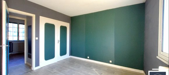 4 bedrooms House in Saint-Gilles, France No. 199273 5