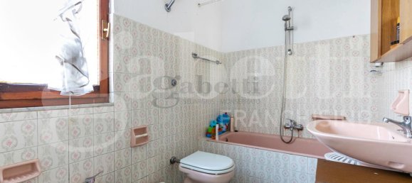 5 rooms House in Selargius, Italy No. 34738 30