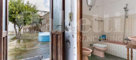 5 rooms House in Selargius, Italy No. 34738 26