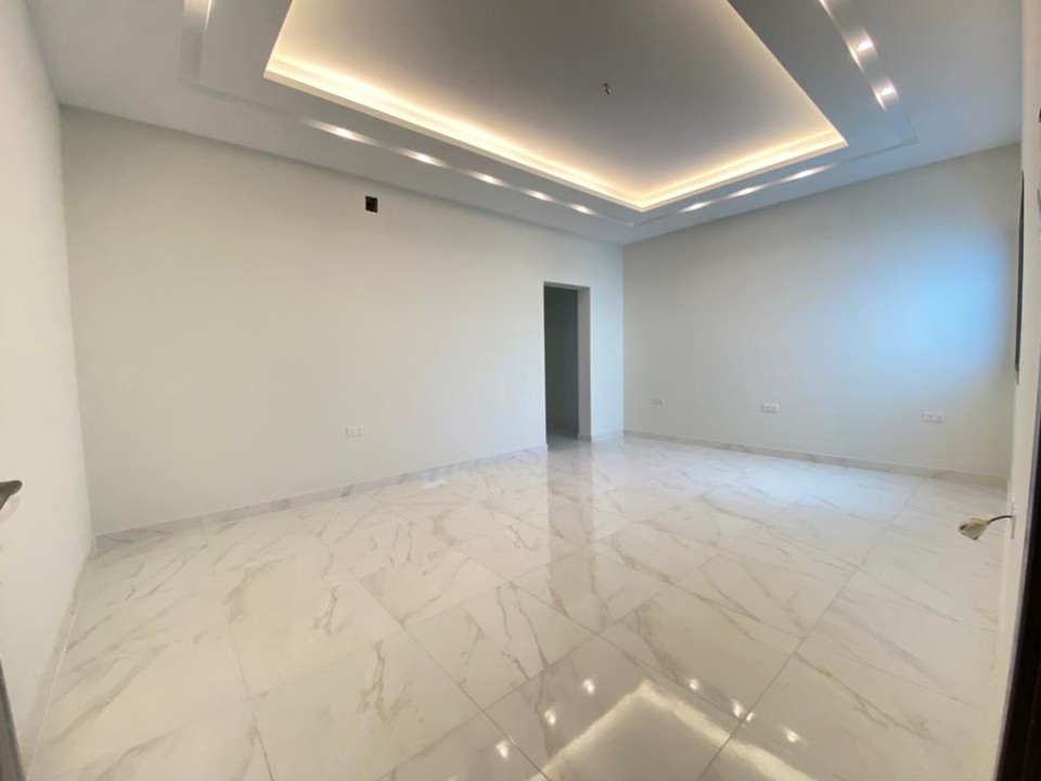 Apartamento de 3 dormitorios en Muharraq, Bahrain No. 1278