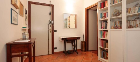 Apartamento de 4 habitaciónes en Genoa, Italy No. 42050 17