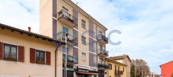 2-salle Appartement à Rozzano, Italy No. 41646 22