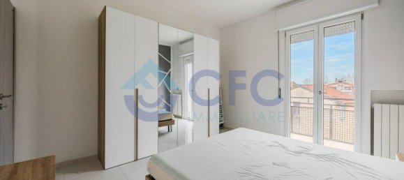 2-salle Appartement à Rozzano, Italy No. 41646 13