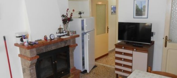 3 bedrooms House in Duronia, Italy No. 253737 5