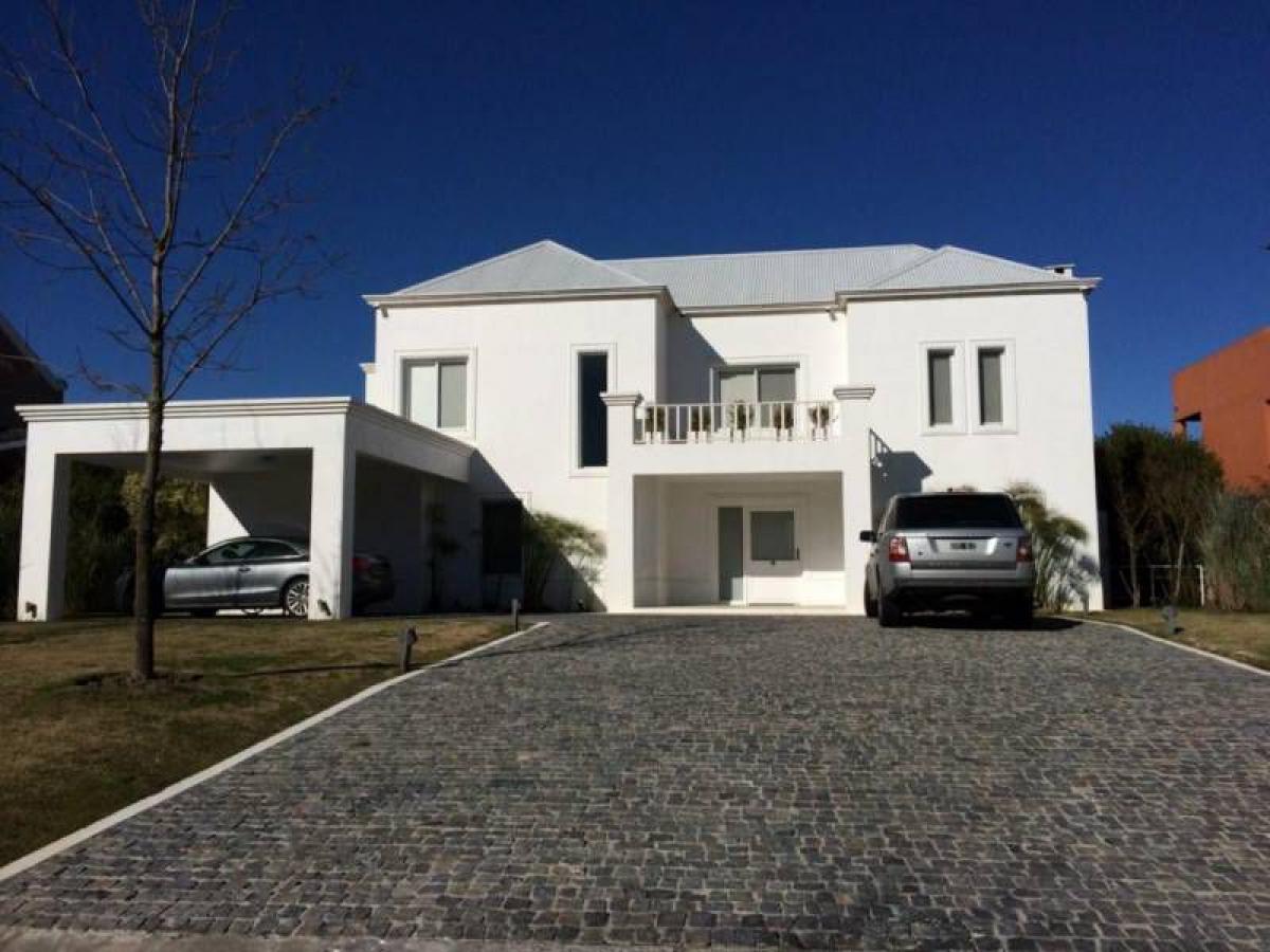 4 bedrooms House in Tigre, Argentina No. 9083