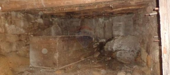 2 bedrooms House in Viseu, Portugal No. 187828 2