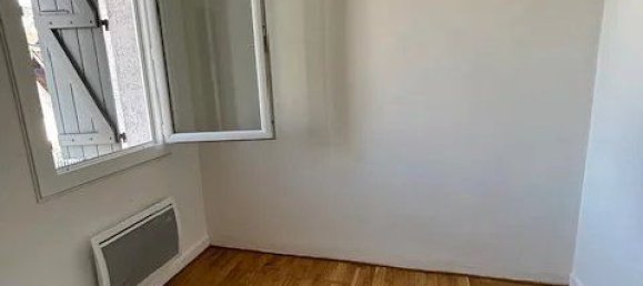 Adosado de 2 dormitorios en Pau, France No. 100158 4