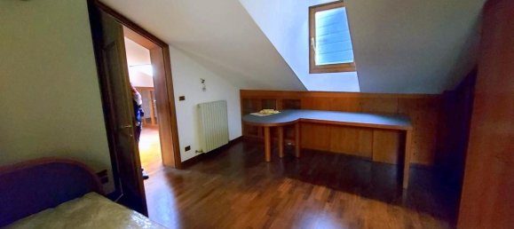 6 rooms Duplex in Padua, Italy No. 31797 15