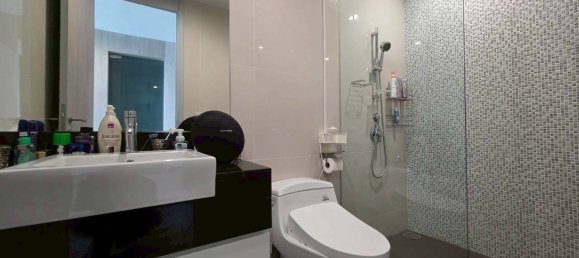 Apartamento com 1 quarto em condomínio em Chon Buri, Thailand N.º 66839 13