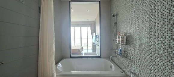 Apartamento com 1 quarto em condomínio em Chon Buri, Thailand N.º 66839 19