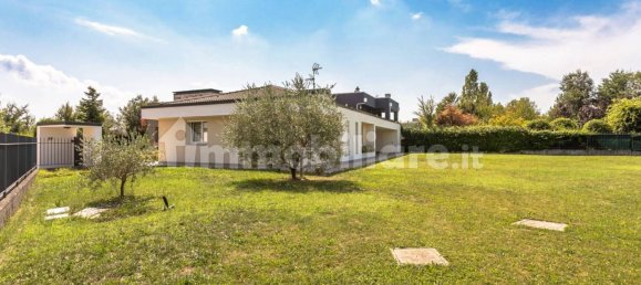 3 غرف نوم فيلا في Masate, Italy رقم 303525 32