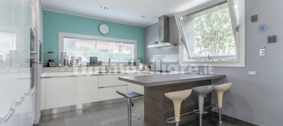 3 غرف نوم فيلا في Masate, Italy رقم 303525 8