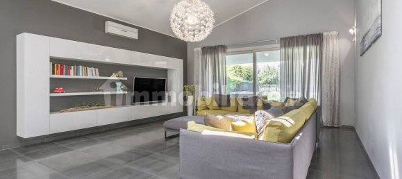 3 غرف نوم فيلا في Masate, Italy رقم 303525 5