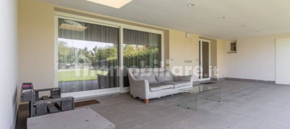 3 غرف نوم فيلا في Masate, Italy رقم 303525 34