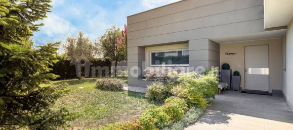 3 غرف نوم فيلا في Masate, Italy رقم 303525 38