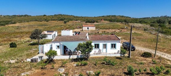  Castillos de 3 dormitorios en Budens, Portugal No. 245381 34