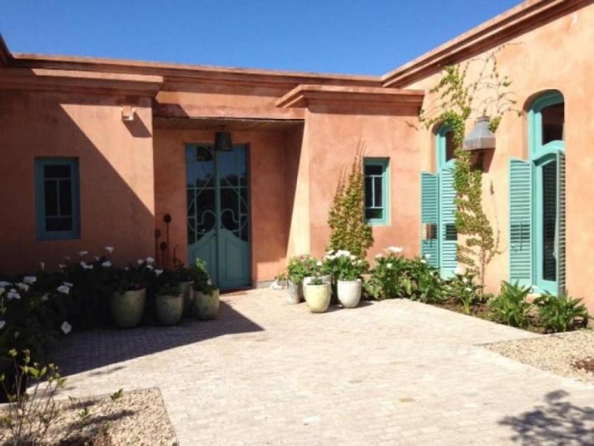 4 bedrooms House in Pilar, Argentina No. 89364