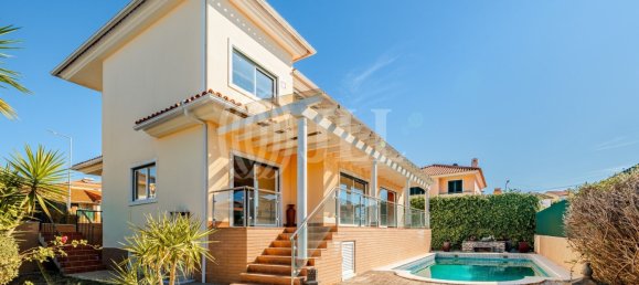 3 bedrooms Villa in Cascais, Portugal No. 138539 5