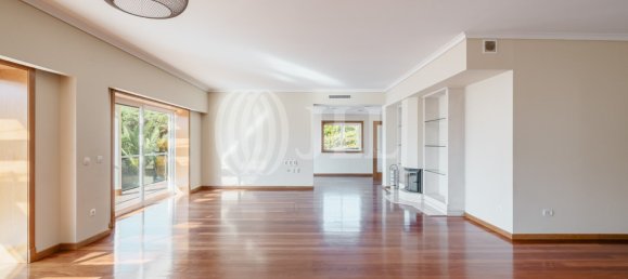 3 bedrooms Villa in Cascais, Portugal No. 138539 26