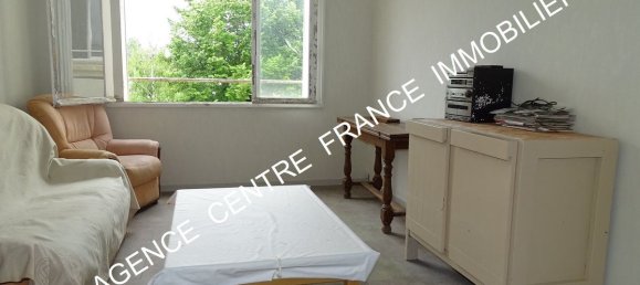 2 bedrooms Apartment in Bourges, France No. 275539 4