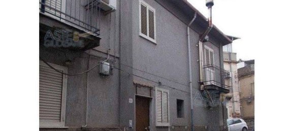 Квартира с 4 спальнями в Полистена, Италия № 187205 11