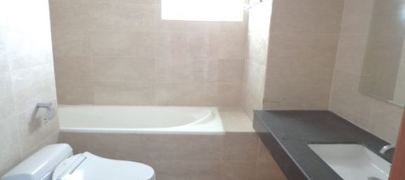 4 Schlafzimmer Wohnung in Tay Ho, Vietnam, Nr. 6178 2