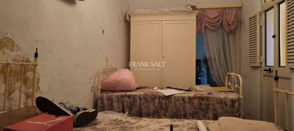 3 bedrooms Farm in Zebbug, Malta No. 2042 9