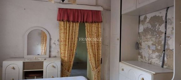 3 bedrooms Farm in Zebbug, Malta No. 2042 8