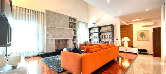 3 bedrooms Villa in Bovolone, Italy No. 287461 5