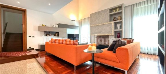 3 bedrooms Villa in Bovolone, Italy No. 287461 4