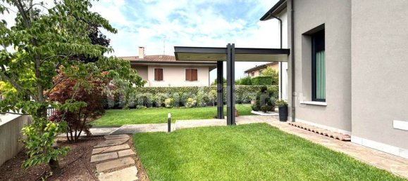 3 bedrooms Villa in Bovolone, Italy No. 287461 32