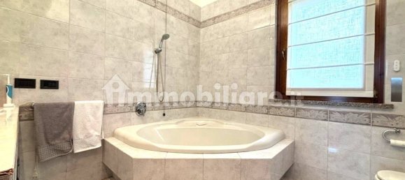3 bedrooms Villa in Bovolone, Italy No. 287461 17