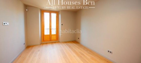 3 chambres Appartement à Ciutat Vella, Spain No. 25646 2