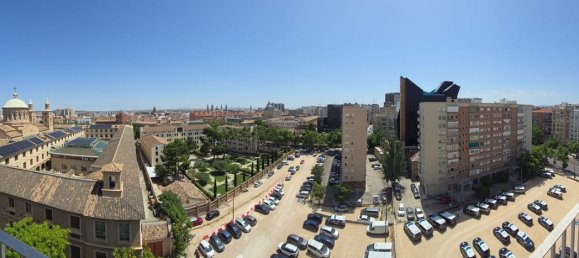 5 bedrooms Apartment in Zaragoza, Spain No. 164416 10