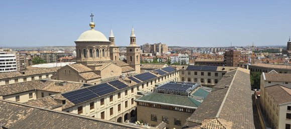 5 bedrooms Apartment in Zaragoza, Spain No. 164416 8