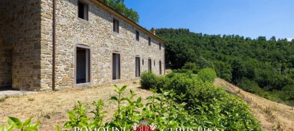 4 bedrooms House in Città di Castello, Italy No. 135679 7