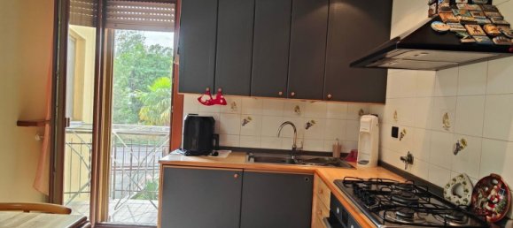 Apartamento de 4 habitaciónes en Udine, Italy No. 304346 2