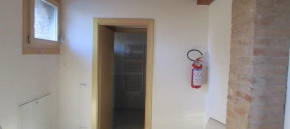 2 rooms Apartment in Santa Maria di Sala, Italy No. 11244 5