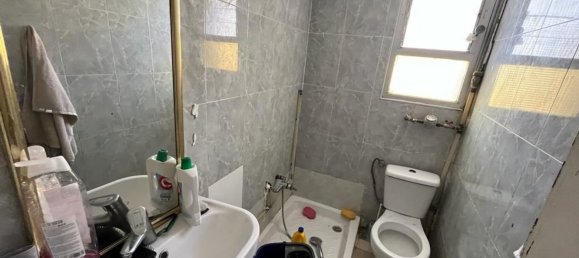 2 bedrooms Apartment in Zaragoza, Spain No. 153408 4