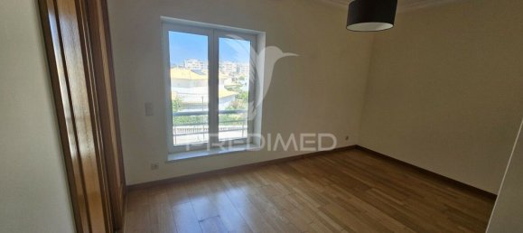 3 bedrooms Apartment in Quarteira, Portugal No. 127060 2