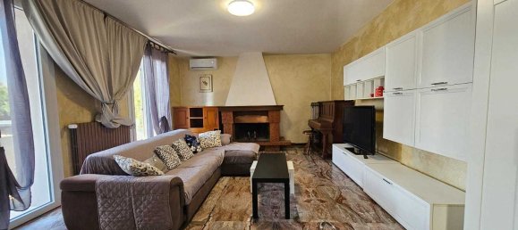 8 rooms Apartment in Cervia, Italy No. 163404 9