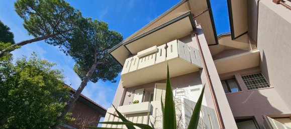 8 rooms Apartment in Cervia, Italy No. 163404 2