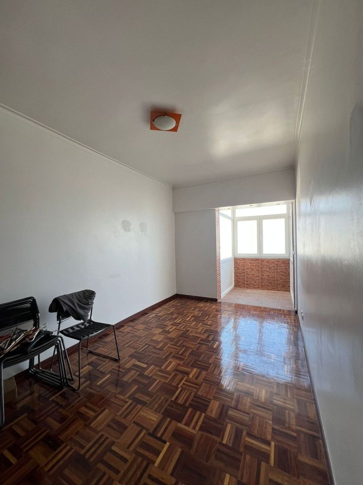 Apartamento T2 em Oeiras, Portugal N.º 330444
