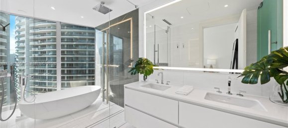 Propriedade comercial T3 em Miami, EUA N.º 615077 13