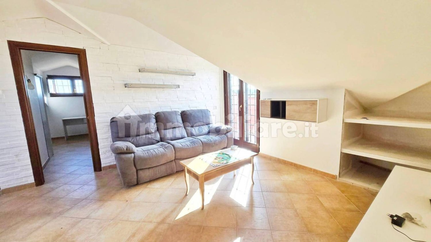 Квартира с 1 спальней в Лабико, Италия № 337917