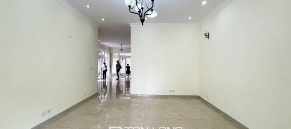 5 Schlafzimmer Haus in Tay Ho, Vietnam, Nr. 625 5