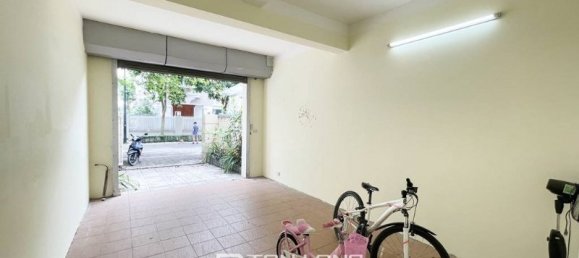 5 Schlafzimmer Haus in Tay Ho, Vietnam, Nr. 625 6