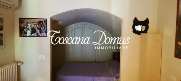 5 rooms Apartment in Siena, Italy No. 19295 16