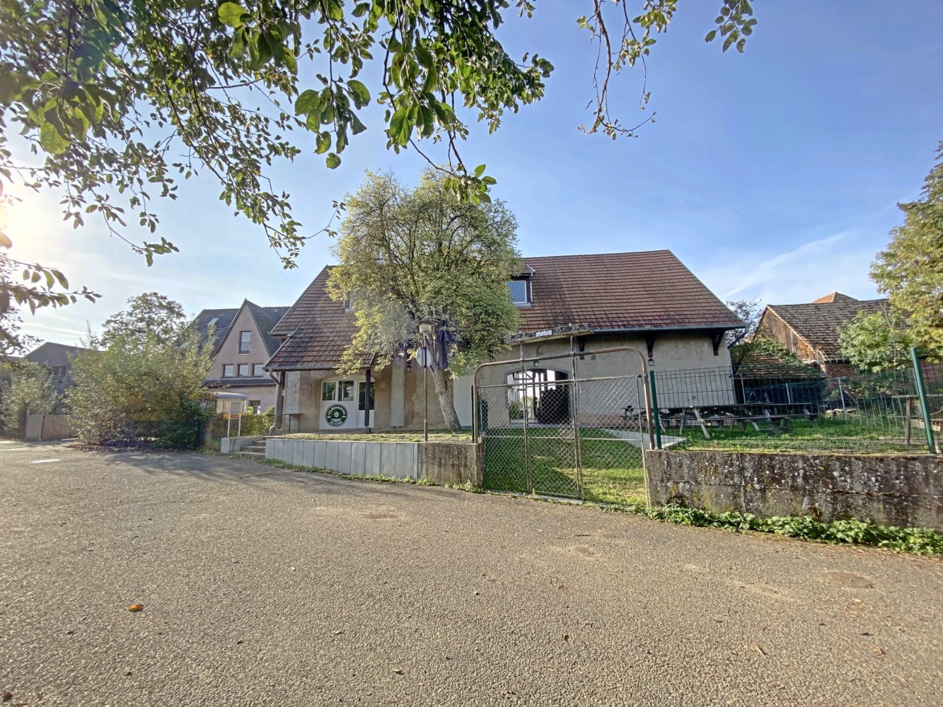 350m² Commercial property in Muttersholtz, France No. 255835